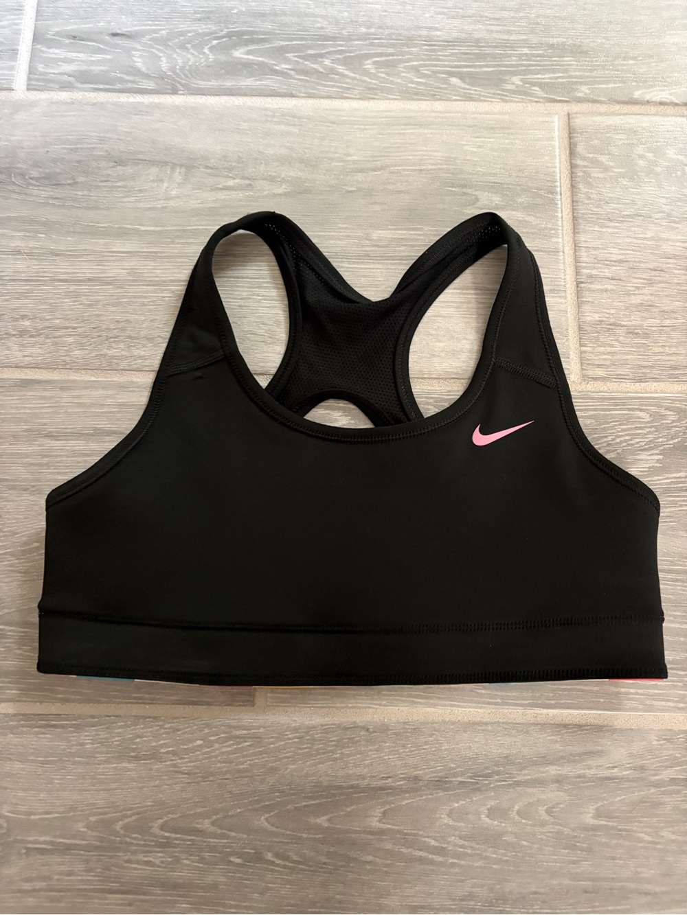 Nike Women's Reversible sports bra - Picture 2 of 4